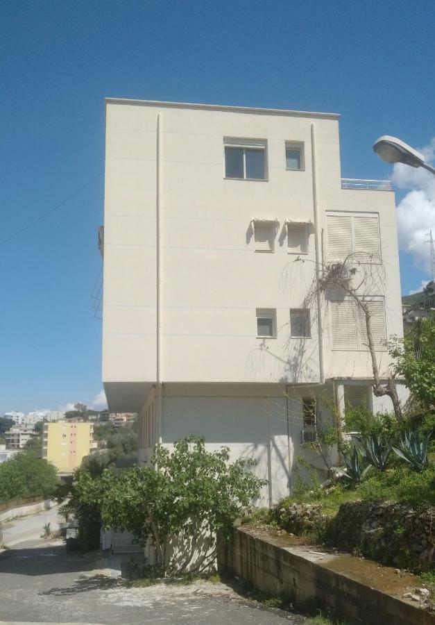 Deluxe Sea Apartment Vlore Luaran gambar
