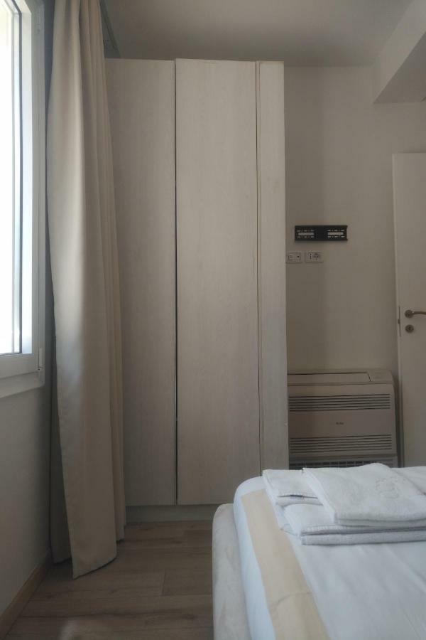 Deluxe Sea Apartment Vlore Luaran gambar
