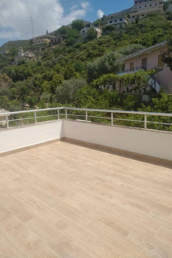 Deluxe Sea Apartment Vlore Luaran gambar