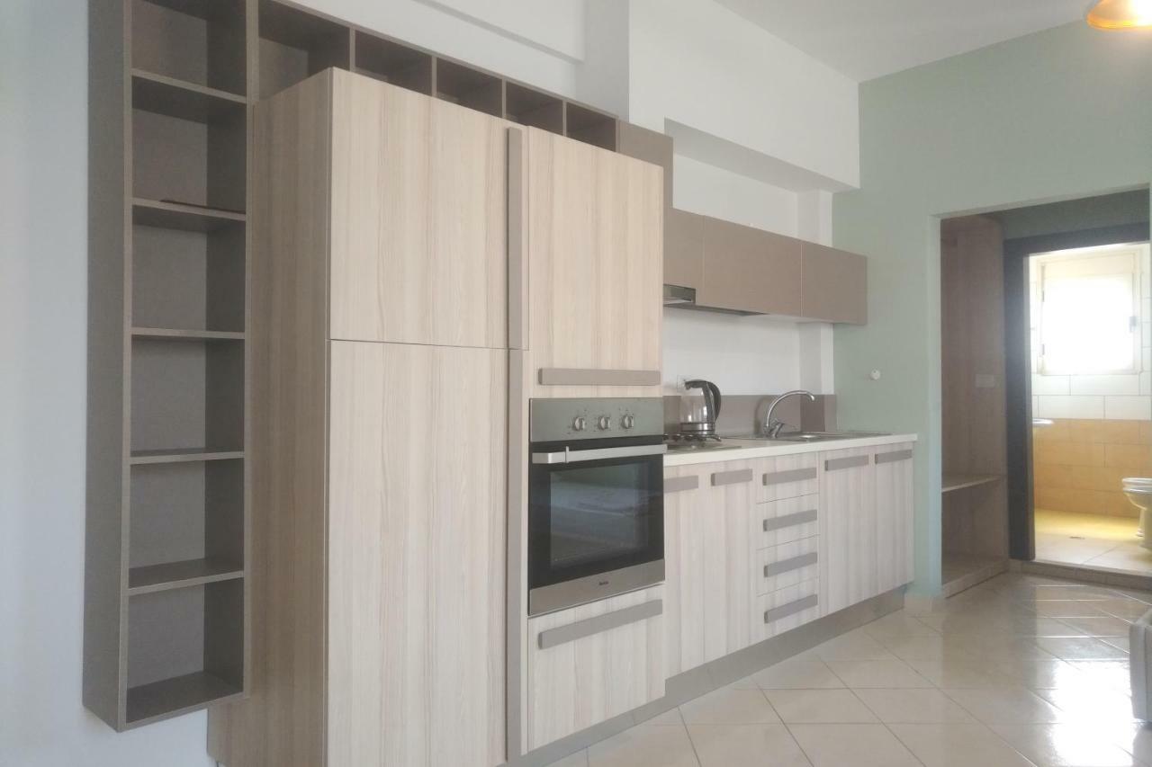 Deluxe Sea Apartment Vlore Luaran gambar