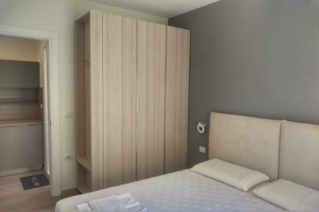 Deluxe Sea Apartment Vlore Luaran gambar
